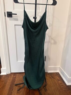 green emerald velvet dress Sweep/Brush Train Dark Green Sultry Lace Bodycon Midi Wedding Guest Dress